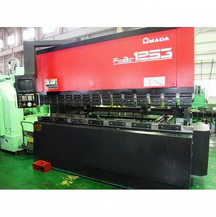 Máy chấn Amada FBD1253